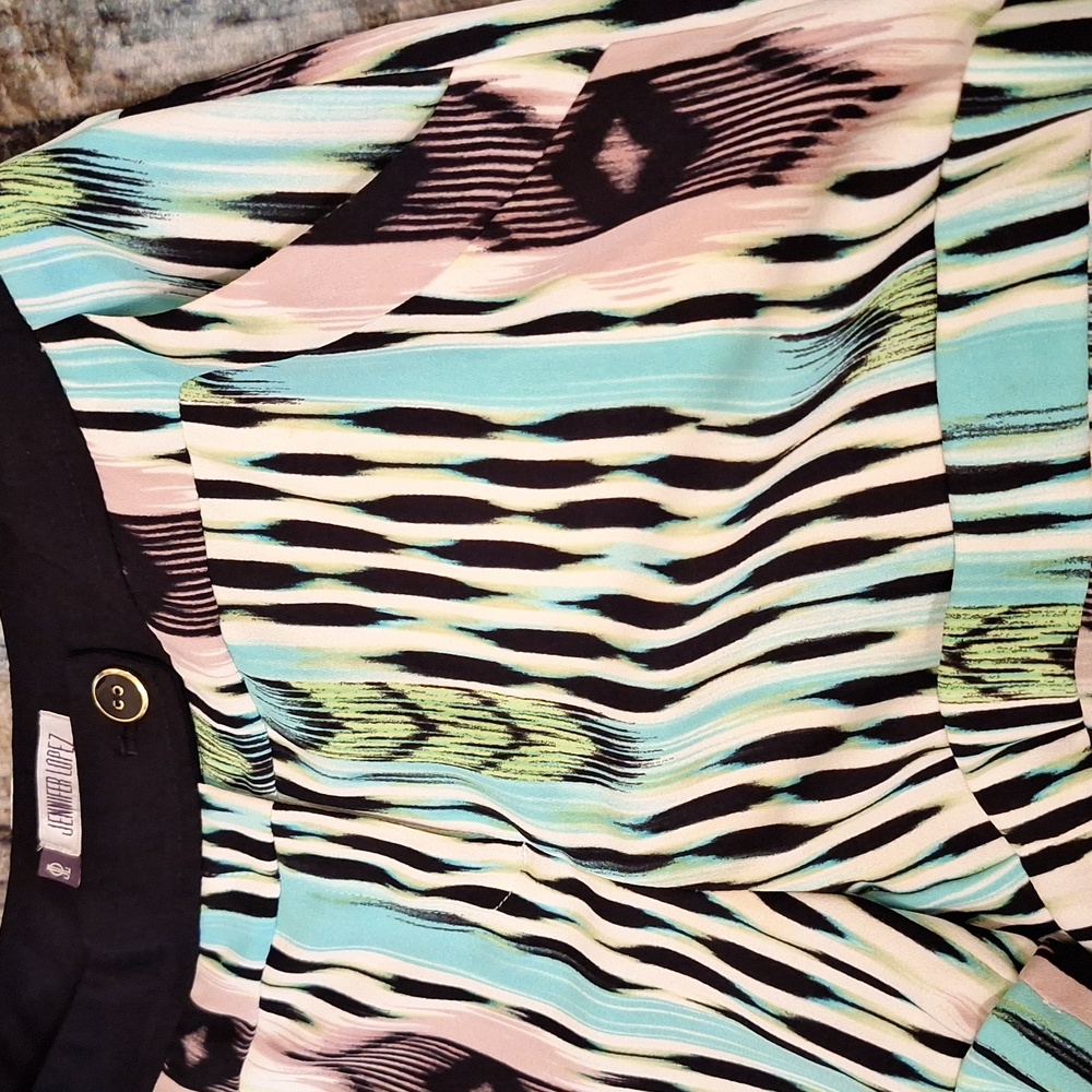 Jennifer Lopez High Waist Black/Green Shorts. Excellent Condition NWOT - Picture 4 of 9